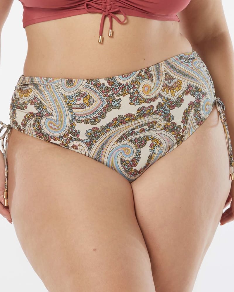 Front of a model wearing a size XL INSPIRE BOTTOM in MULTI by Coco Reef. | dia_product_style_image_id:332794